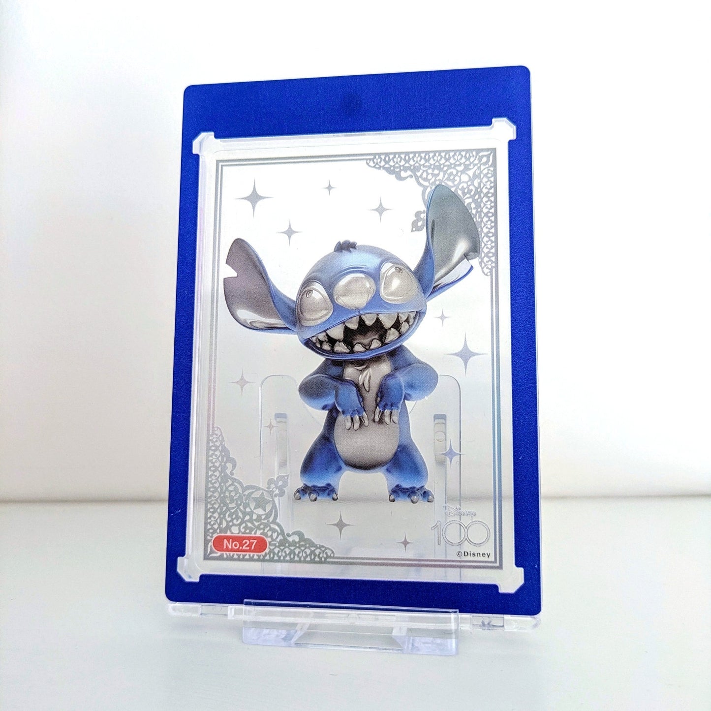 blue border 35pt magnetic trading card display case